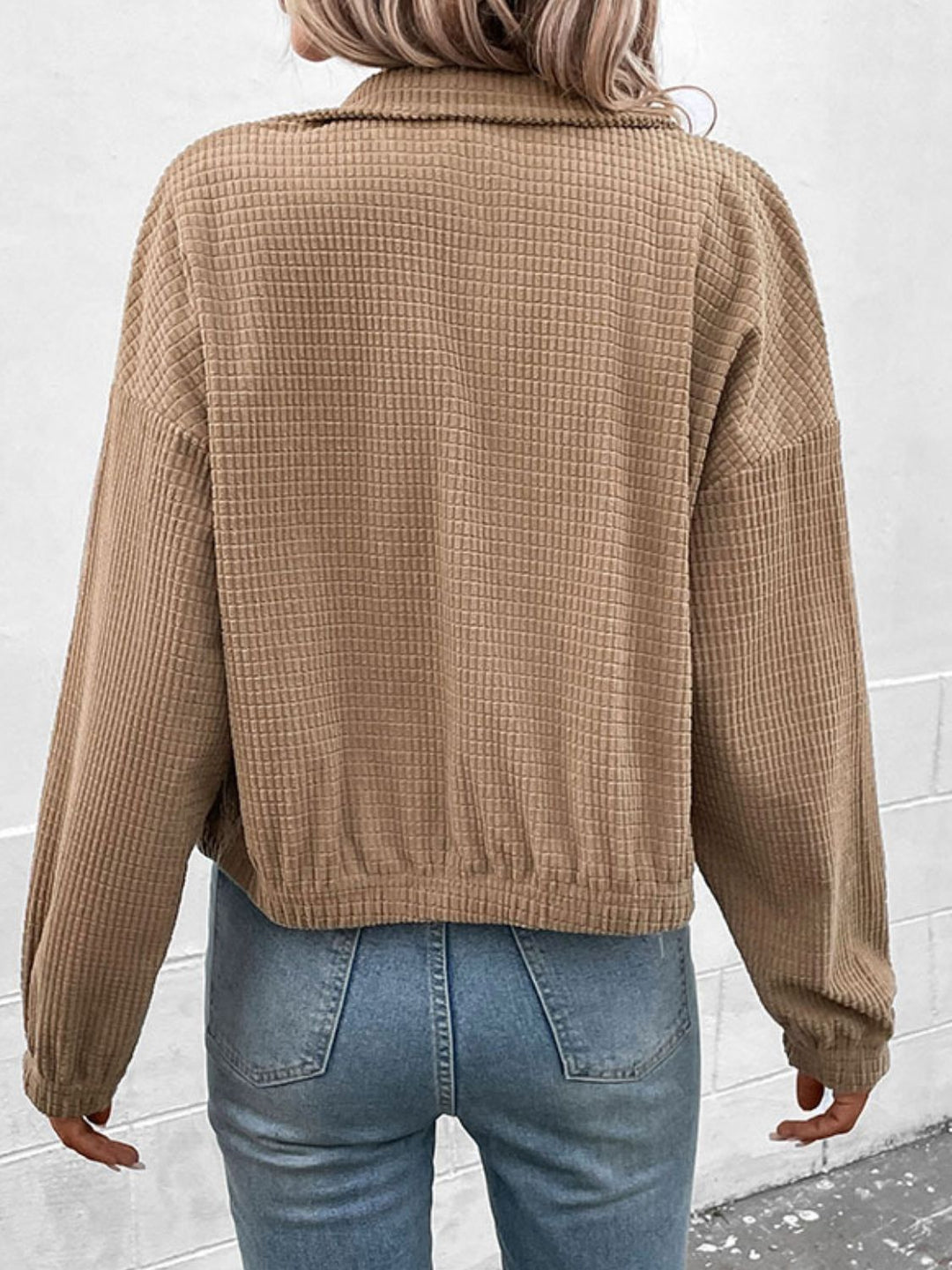 EB | Langarmjacke mit niedergedrückter Schulter