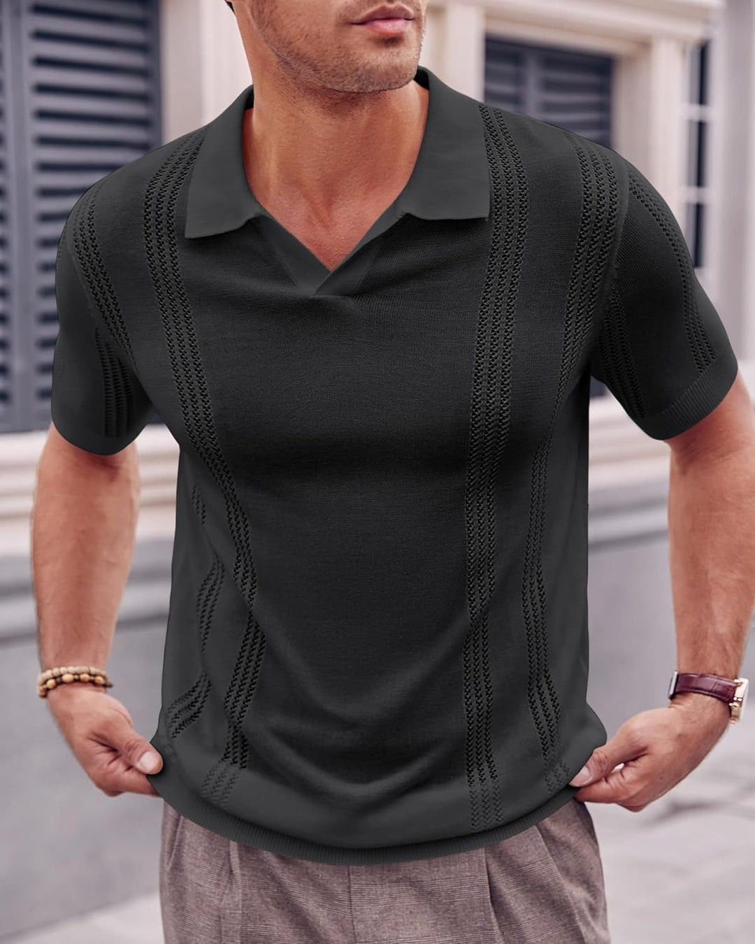 EB | Hohles POLO-Shirt mit V-Ausschnitt