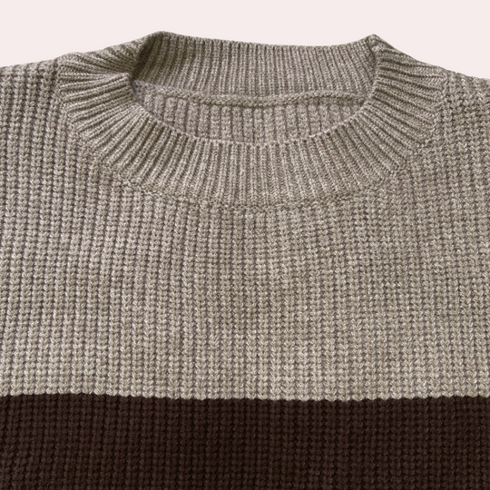 EB | Strickpullover mit Ausschnitten an den Ärmeln