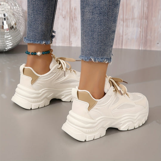 EB | Plateau Sneakers mit Modernem Look