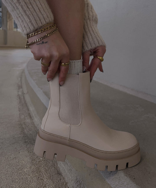 EB | Beige Kurze Stiefel
