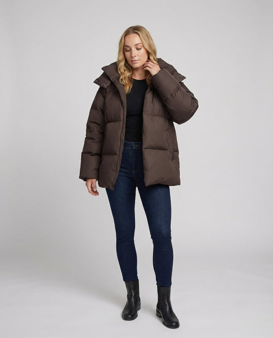 EB | Daunenjacke mit Kapuze