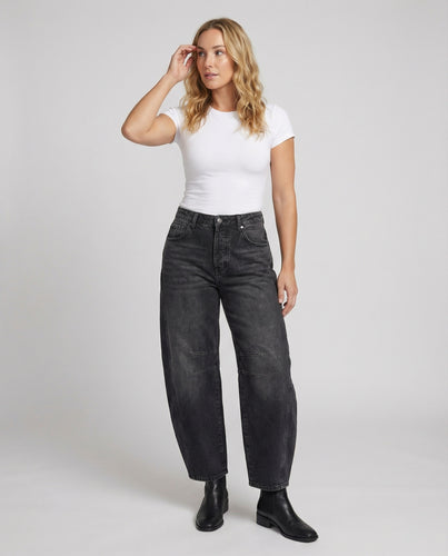 EB | Mid Rise Barrel Jeans für Damen