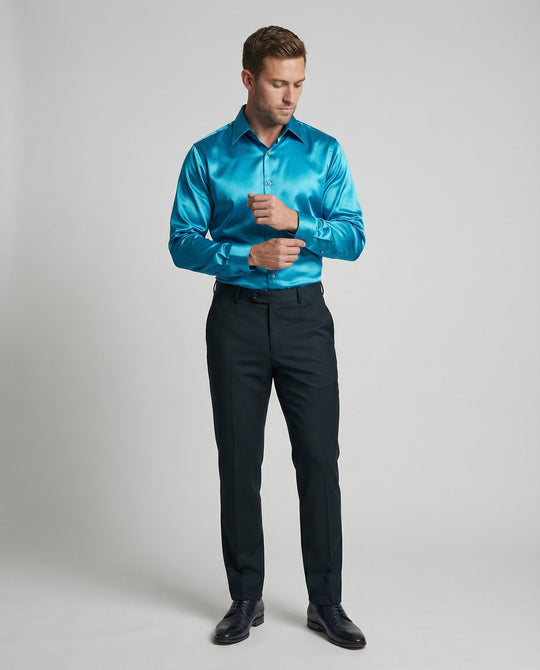Herren Hemd aus glänzendem Satin mit modernem Kragen EB