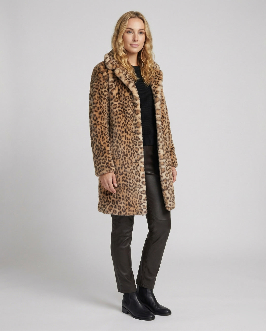 EB | Mantel - Kunstpelz - Oversized Fit - Reverskragen - Leopardenprint