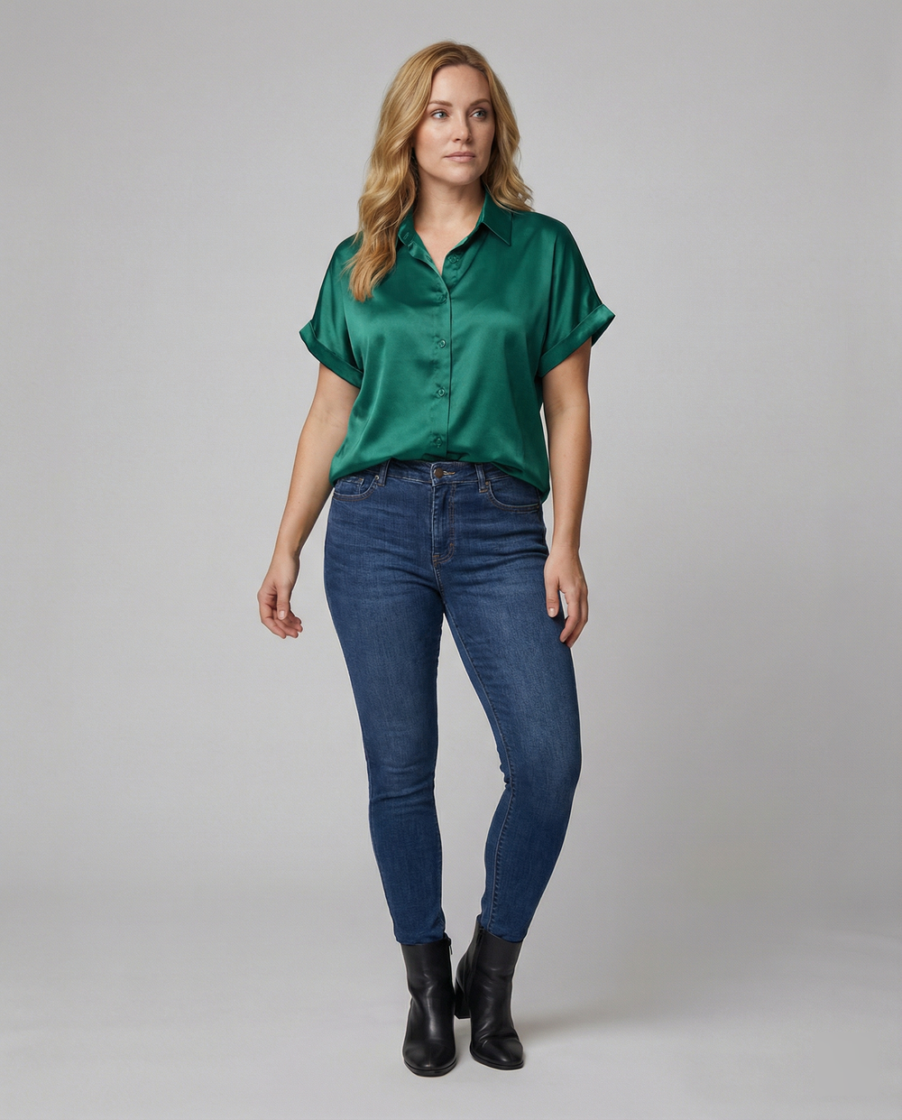 Damen Satin-Bluse mit großem Kragen und überschnittenen Schultern EB