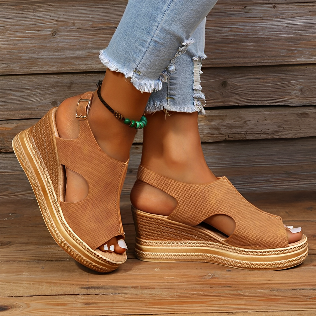 EB | Damen Plateau Keilsandaletten