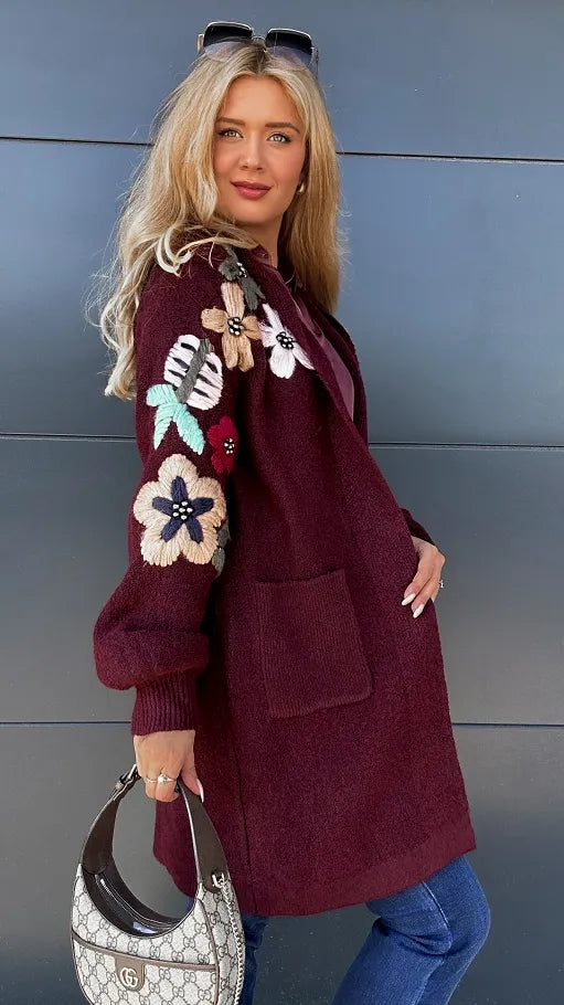 EB | Modische Strickjacke mit Kapuze – bequem & warm