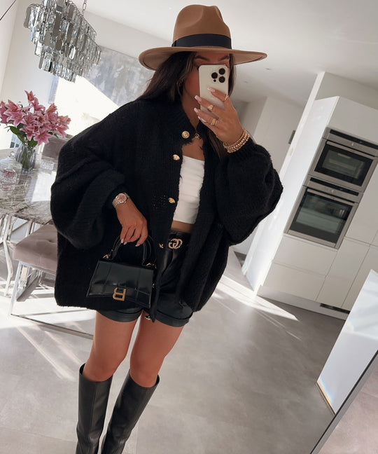 EB | Overgrößed Strickjacke