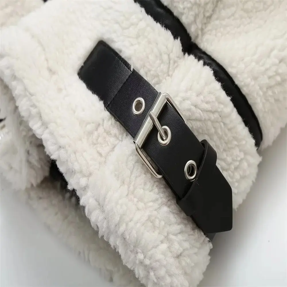 EB | Schicke Fake-Fur-Jacke