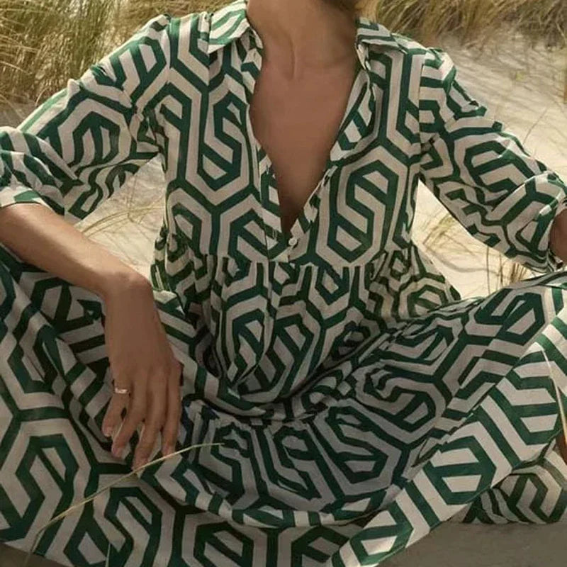 EB | Langärmliges Kleid Mit Geometrischem Muster