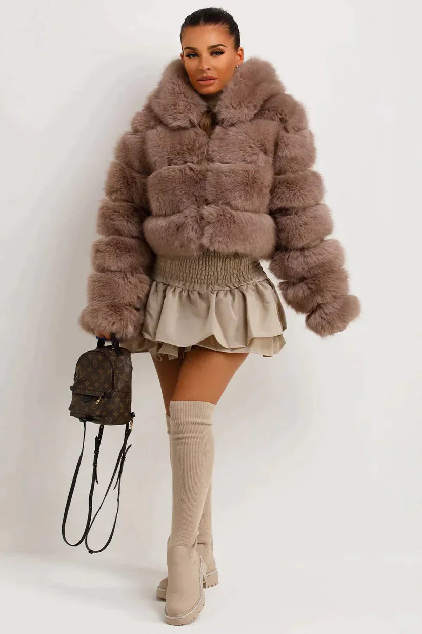 EB | Eleganter Wintermantel