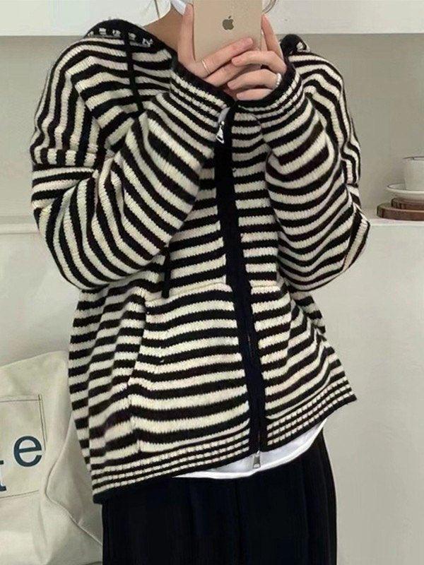 EB | Bequeme Gestreifte Kapuzenjacke mit Reißverschluss