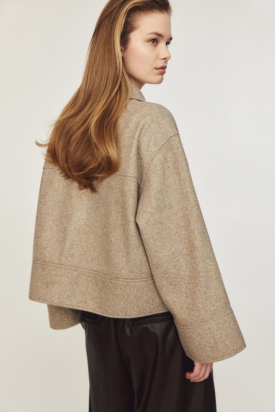 EB | Kragen Wollfilzjacke