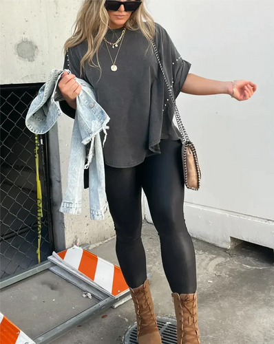 EB | Oversized Nieten T-Shirt