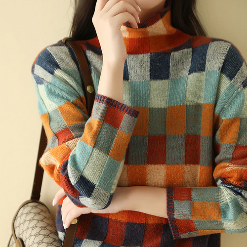EB | Bunter Rollkragenpulli mit Patchwork-Muster