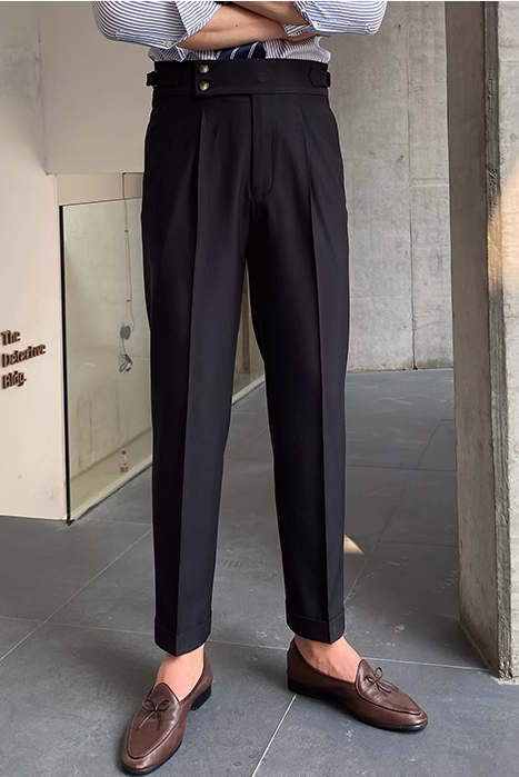 EB - Klassische Faltenhose mit Gürtelschlaufen