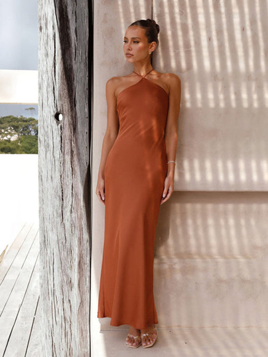 EB | Rückenfreies Neckholder Maxikleid