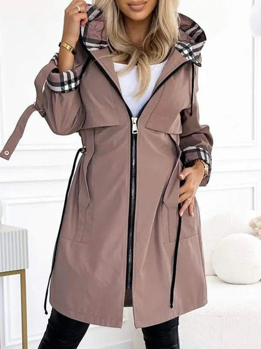 EB | Stylische Jacke mit Kapuze