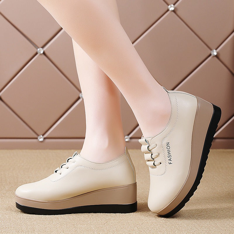 Rutschfeste und strapazierfähige Damen-Keilschuhe aus Leder EB EB