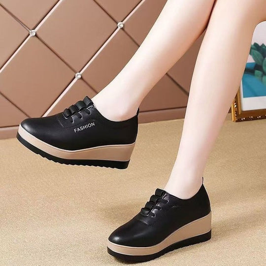 Rutschfeste und strapazierfähige Damen-Keilschuhe aus Leder EB EB