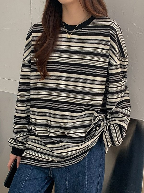 EB | Oversized Pullover mit Rundhalsausschnitt Und Streifen