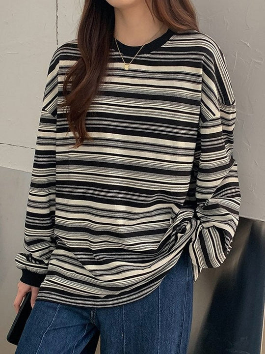 EB | Oversized Pullover mit Rundhalsausschnitt Und Streifen