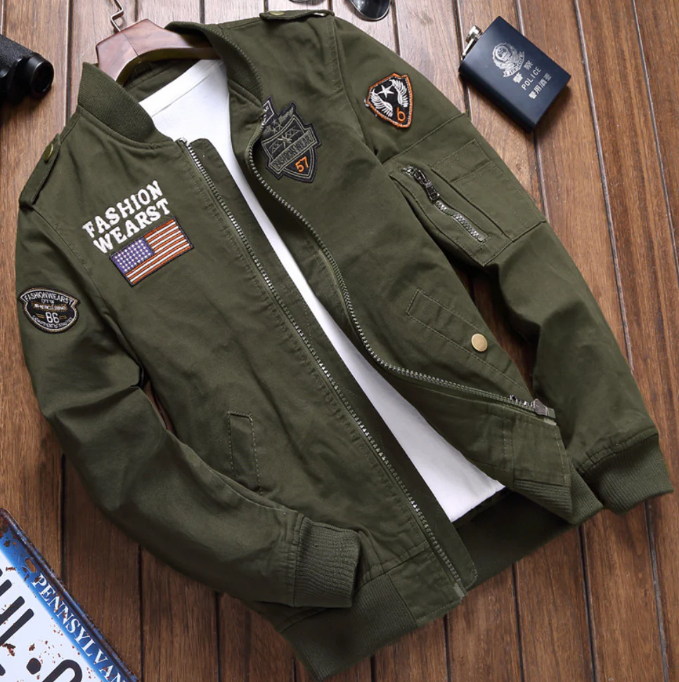 EB | Militärjacke Strukturiert Passform Bestickte Details Reißverschlussverschluss