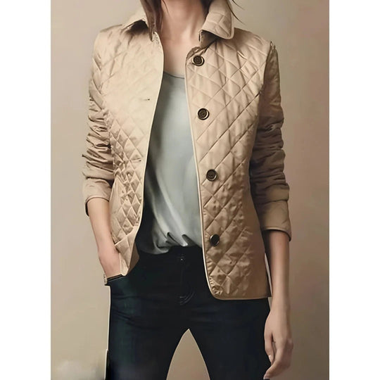 EB | Steppjacke – Taillierte Passform – Diamantmuster – Hüftlänge – Knopfverschluss