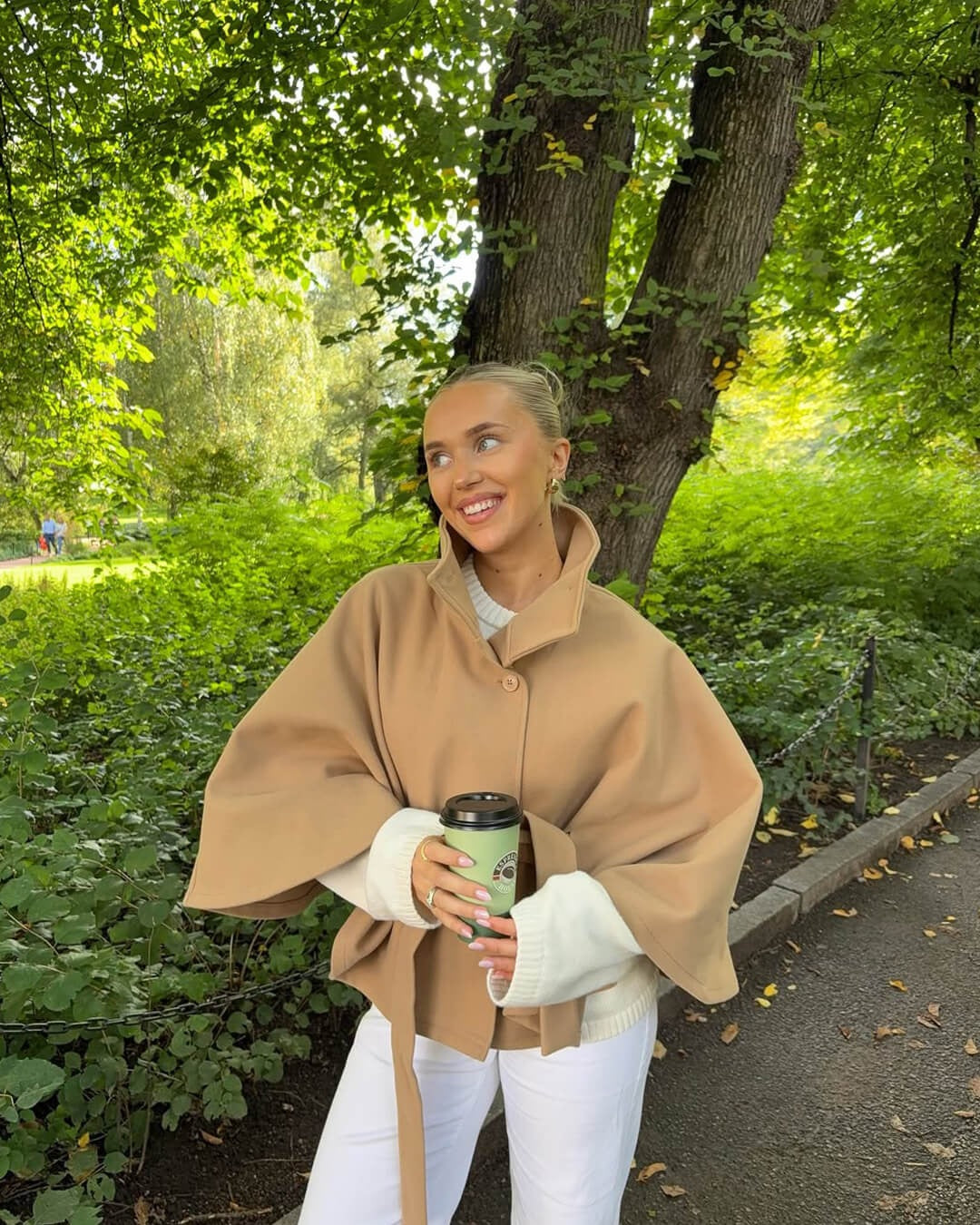 EB | Hochkragen Gürteltaschen Cape Jacke Knopf Umhängemantel
