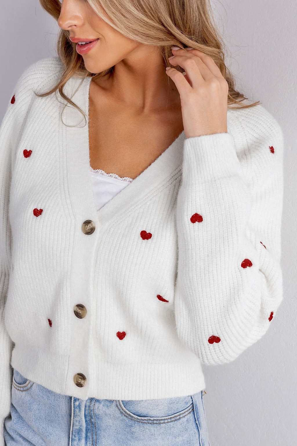 EB | Zeitlose Strickjacke mit klassischem V-Ausschnitt