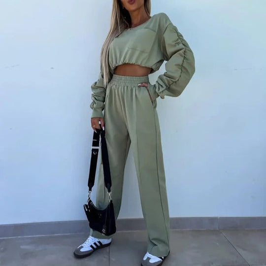 EB | Trainingsset Kurzer Pullover Weiches Strickmaterial Lässige Passform Cargo Hose