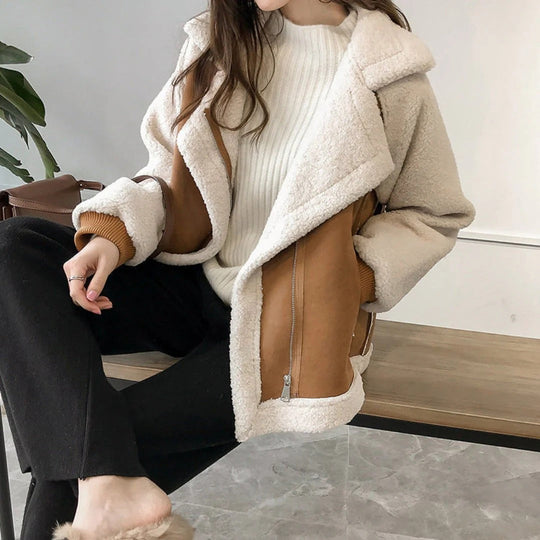 EB | Warme Damen Teddyjacke mit Weicher Fütterung und Reißverschluss