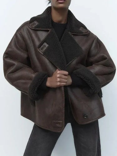 EB | Lederjacke Übergröße Passform Lammfellkragen und Manschetten Hüftlanger Vintage Stil