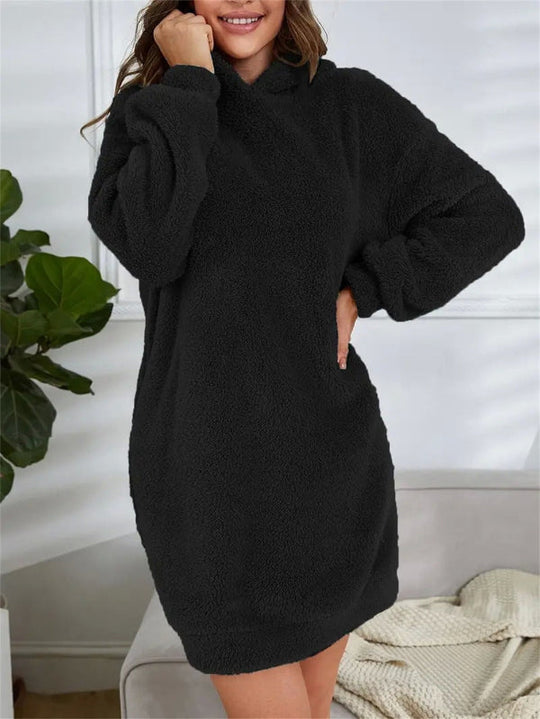 EB | Übergröße Teddy Sweatkleid mit Kapuze