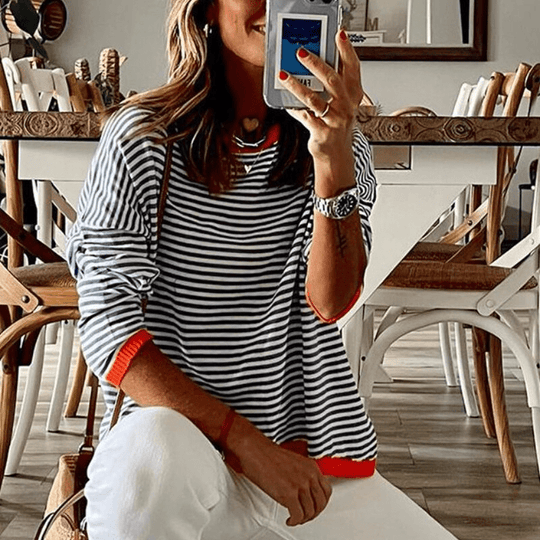 EB | Lavigne - Blau Gestreifter Pullover Mit Orangefarbenem Rand