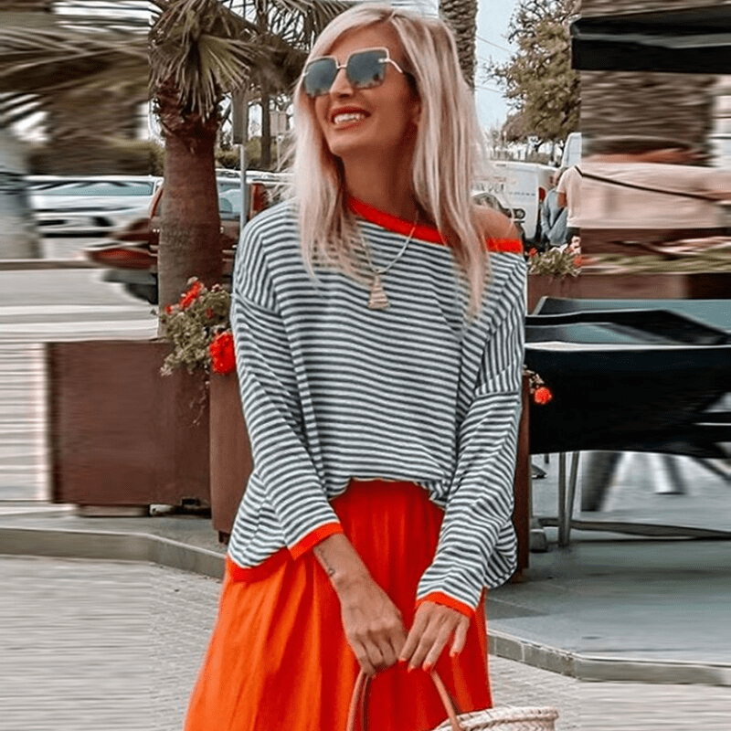 EB | Lavigne - Blau Gestreifter Pullover Mit Orangefarbenem Rand