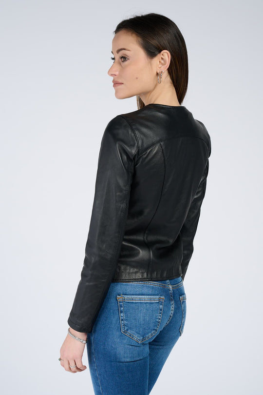 EB | Klassische Jacke mit modernem Schnitt