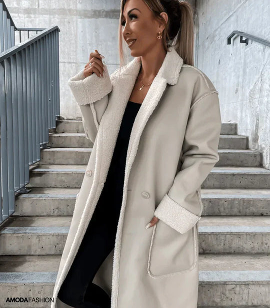 EB | Aus Leder und Fleece mit Schnürsenkeln