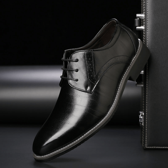 EB | Stilvolle Herren Schuhe Schnürschuhe mit Brogue Details