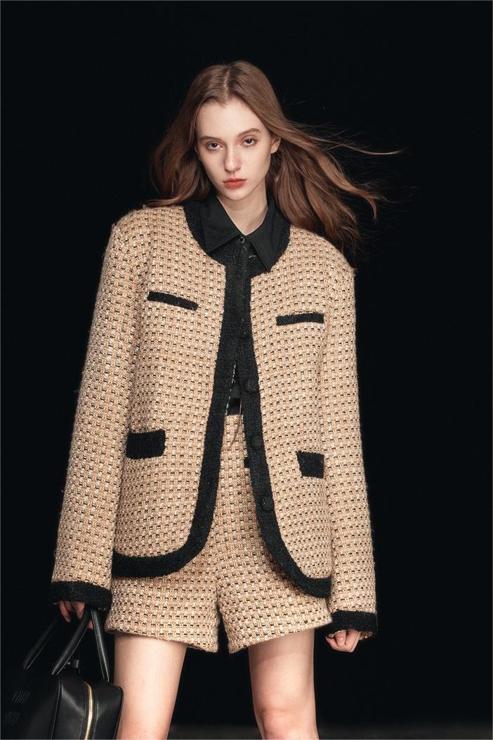 EB | Rundhalsa quilted Jacke