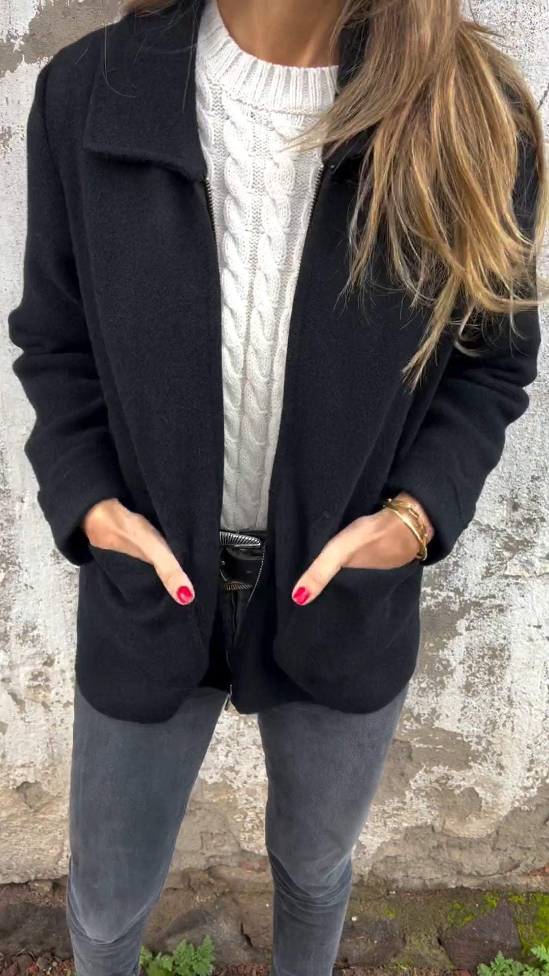 EB | Zeitlose Strickjacke