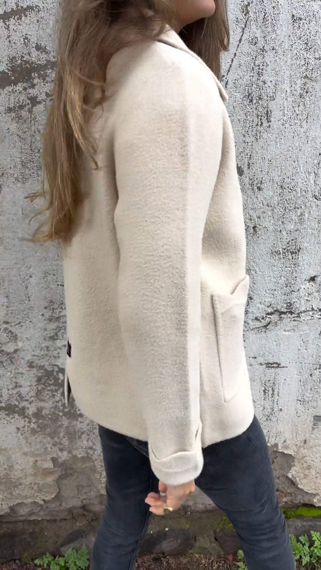 EB | Zeitlose Strickjacke
