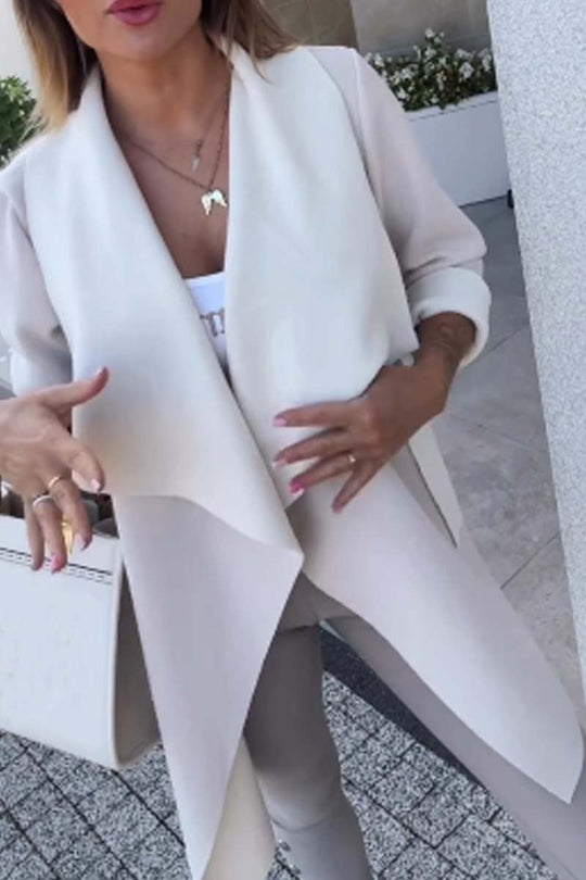 EB | Offene Strickjacke mit Kontrastkante Elegant und Modern Leichter Komfort