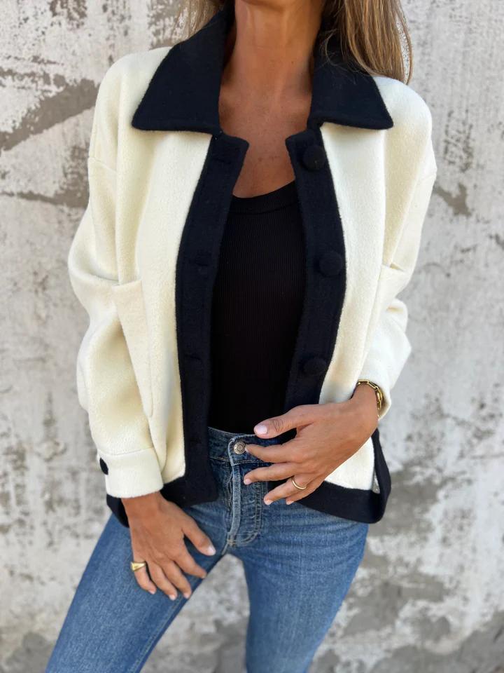 EB | Kontrastjacke mit Knöpfen Weich und Modern Zeitloses Design