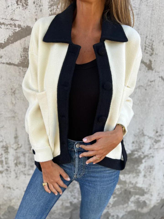 EB | Kontrastjacke mit Knöpfen Weich und Modern Zeitloses Design