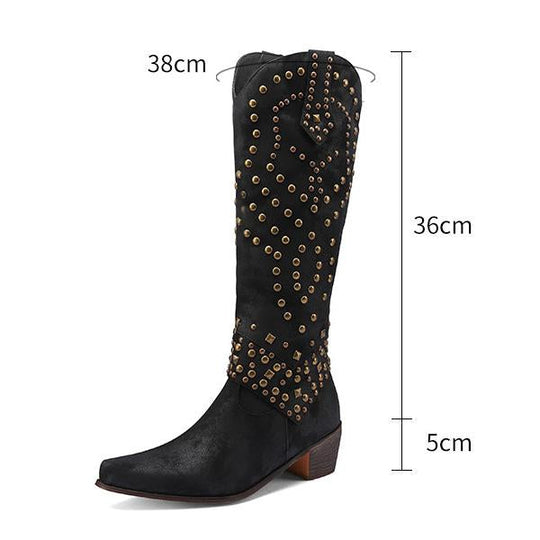 EB | Hohe Stiefel mit Metallnieten und Kobigem Absatz