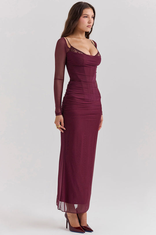EB | Elegantes Maxikleid mit tiefem Ausschnitt und langen Ärmeln