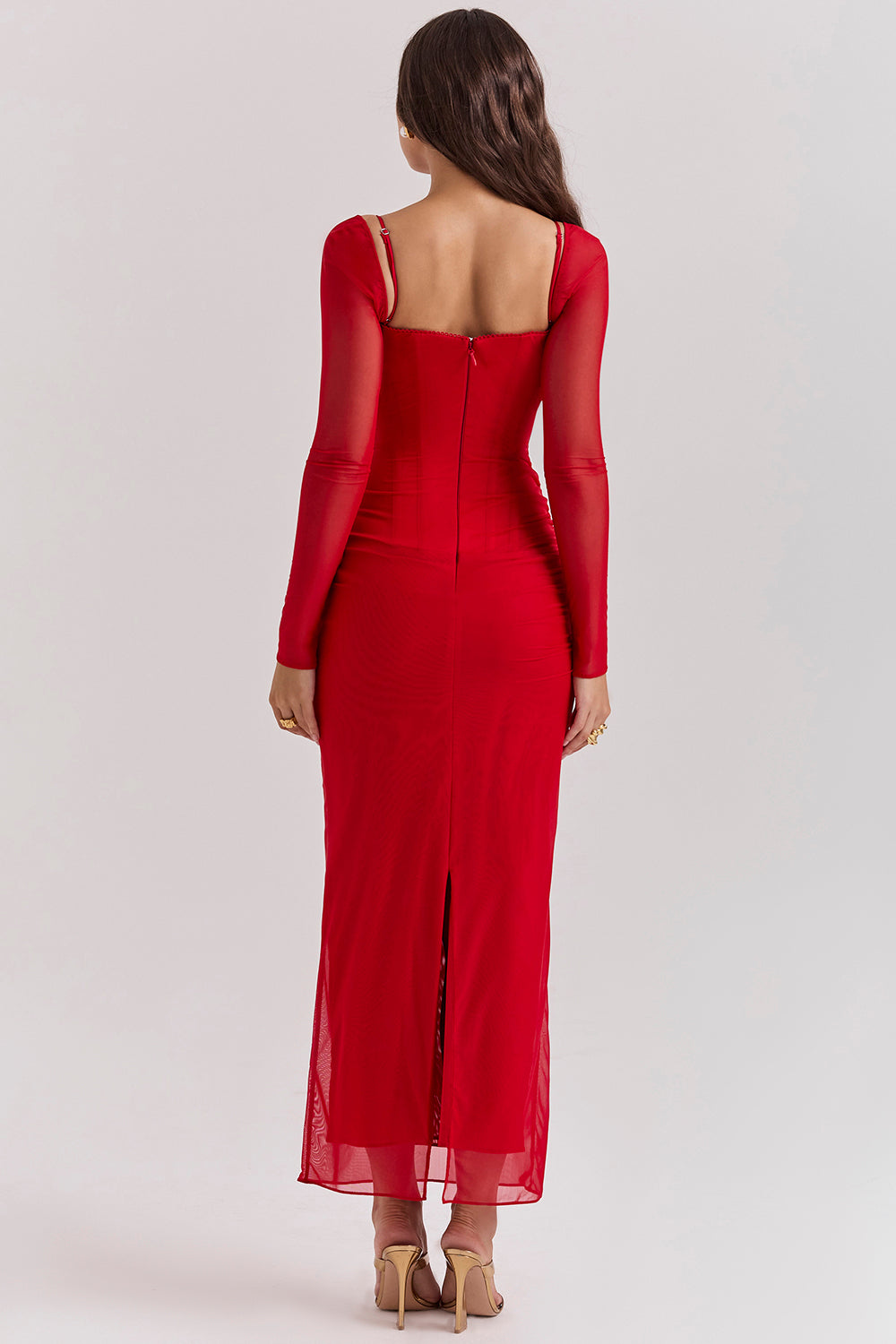 EB | Elegantes Maxikleid mit tiefem Ausschnitt und langen Ärmeln