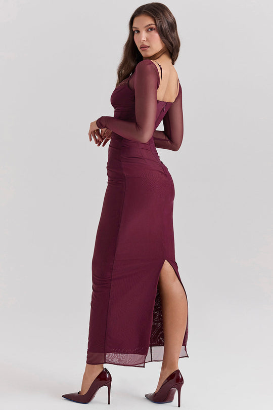 EB | Elegantes Maxikleid mit tiefem Ausschnitt und langen Ärmeln